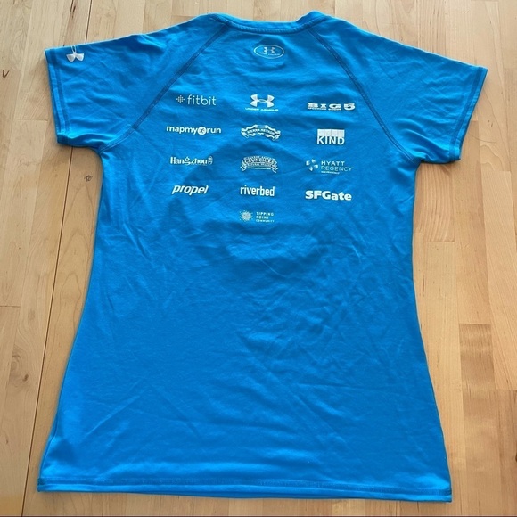 Under Armour Bay to Breaker Running Tee - Picture 4 of 5